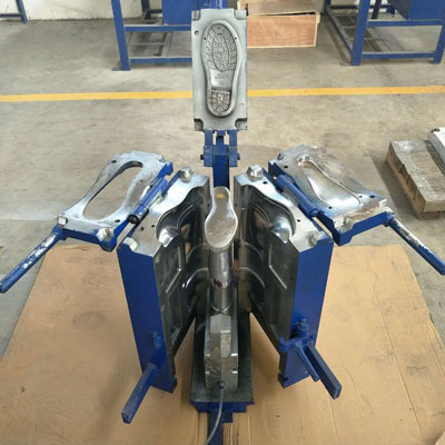 Moldes para la fabricación de calzado de PVC