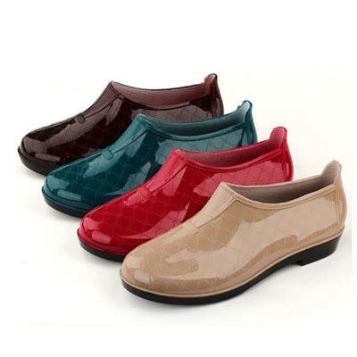 Inyectora de PVC para Pantuflas, de Dos Colores